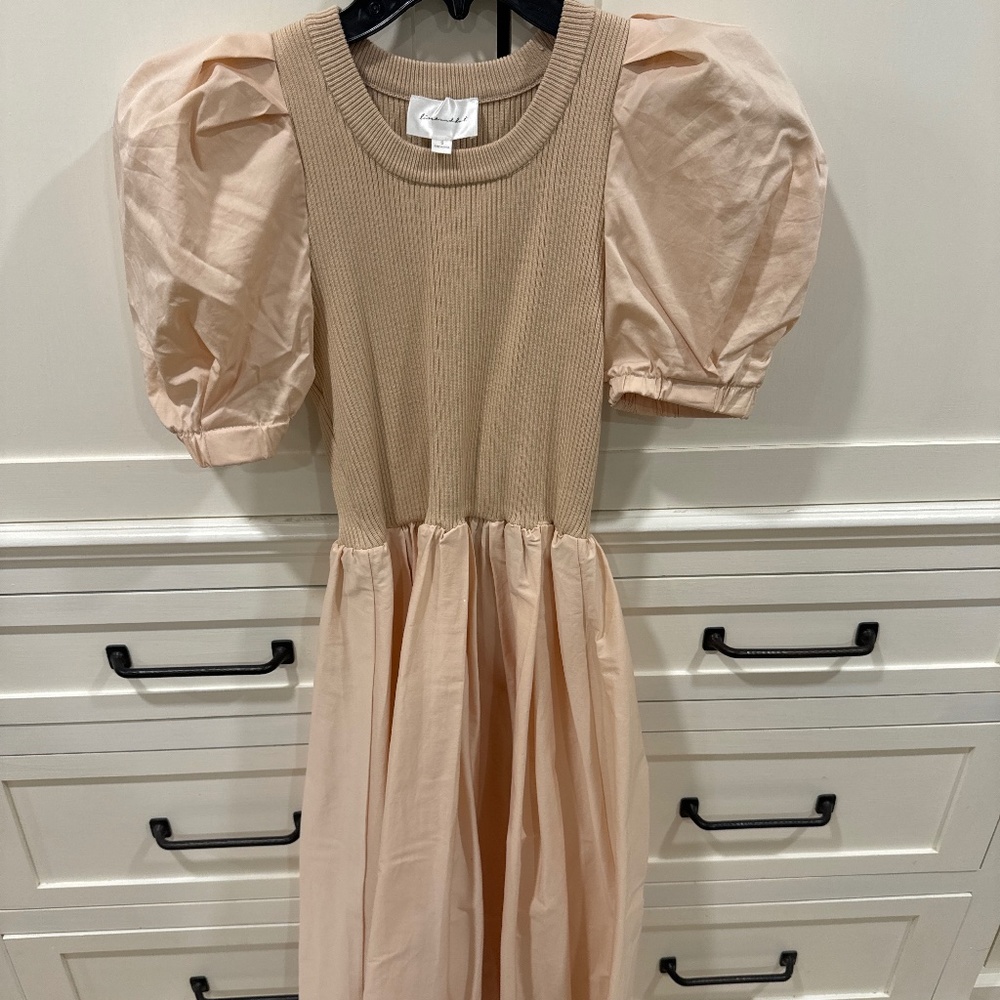 Line and Dot Midi